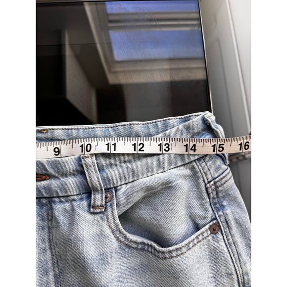 American Eagle Curvy Mom Jeans Light Wash Size 10 Tapered Leg - Picture 10 of 10